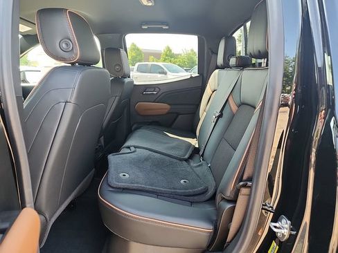 New 2026 GMC Canyon AT4 AWD/4WD image 6