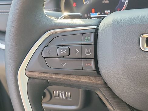 New 2026 Jeep Grand Cherokee Altitude RWD image 32