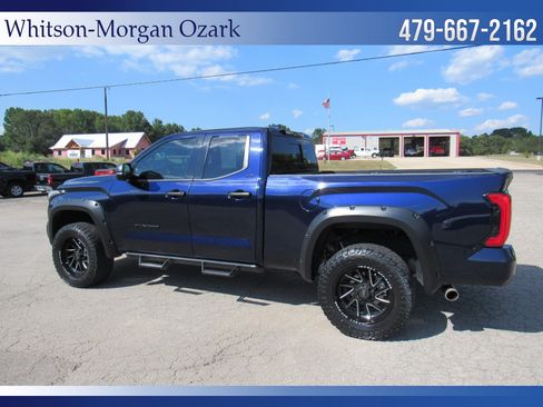 Used 2023 Toyota Tundra SR5 w/ SR5 Convenience Package AWD/4WD image 9