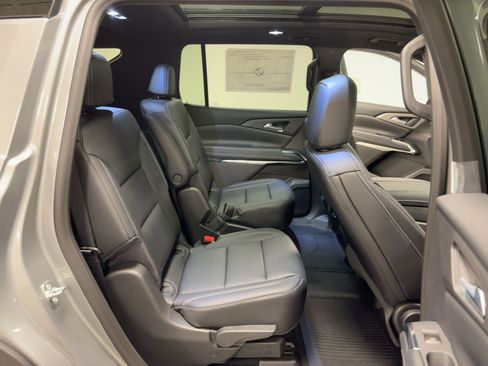 New 2026 Chevrolet Traverse LT w/ Sun and Wheel Package image 30