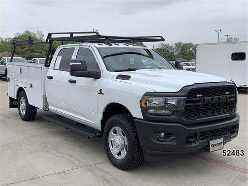 Used 2023 RAM 3500 Tradesman w/ Safety Group AWD/4WD image 3