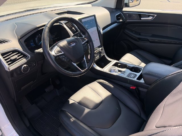 Used 2022 Ford Edge Titanium AWD/4WD image 26