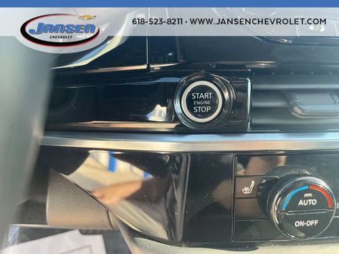 Used 2023 Nissan Pathfinder SL w/ SL Premium Package AWD/4WD image 16