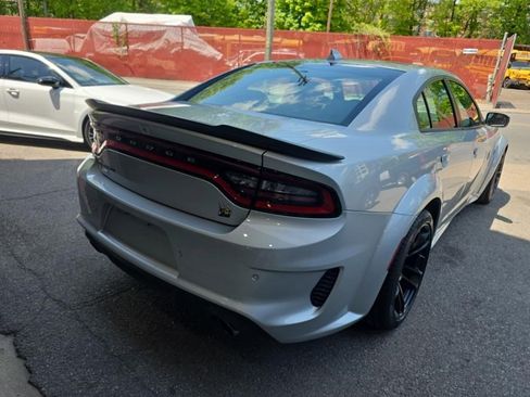 Used 2020 Dodge Charger Scat Pack RWD image 5