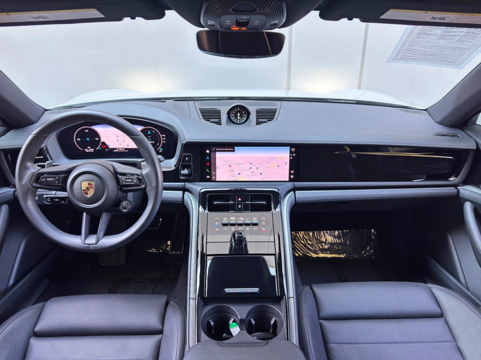 Used 2025 Porsche Panamera image 12