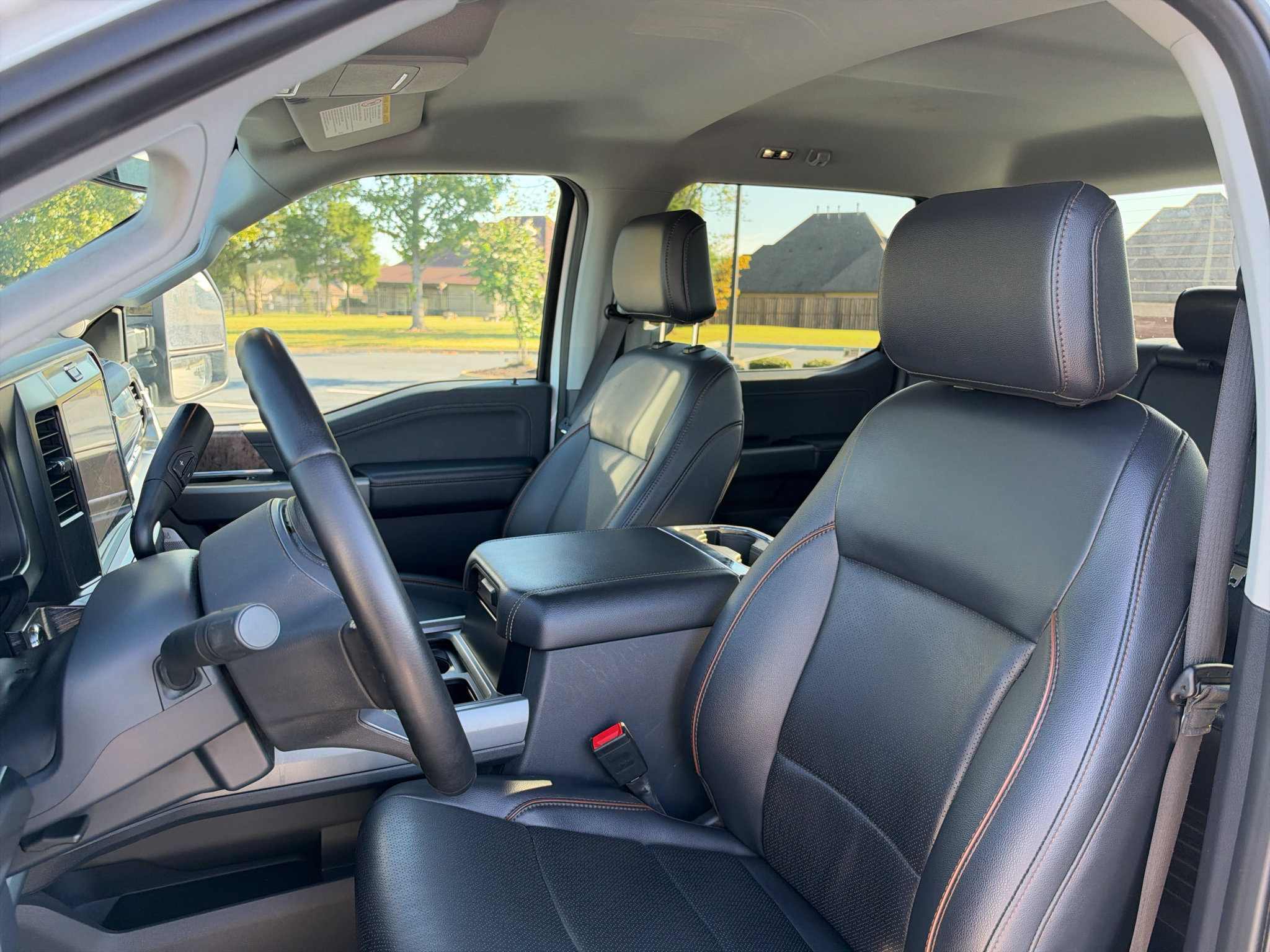 Used 2026 Ford F250 Lariat AWD/4WD image 10