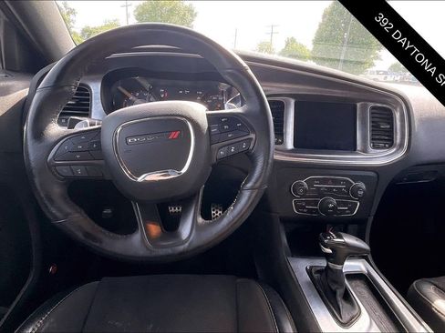 Used 2017 Dodge Charger R/T RWD image 14