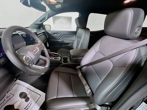 New 2026 GMC Canyon Elevation image 16