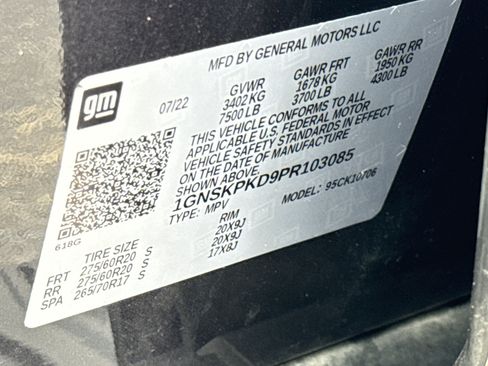 Used 2023 Chevrolet Tahoe Z71 w/ Luxury Package AWD/4WD image 34