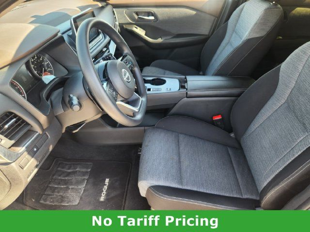Certified 2023 Nissan Rogue SV FWD image 12