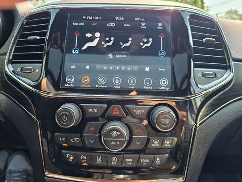Used 2021 Jeep Grand Cherokee Limited X AWD/4WD image 21