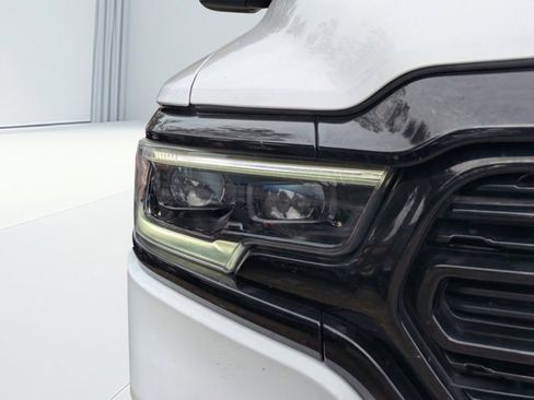 Used 2022 RAM 1500 Limited image 8