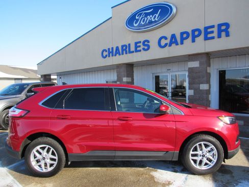 Used 2024 Ford Edge SEL w/ Convenience Package image 4