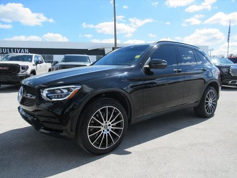 Used 2022 Mercedes-Benz GLC 300 4MATIC image 3