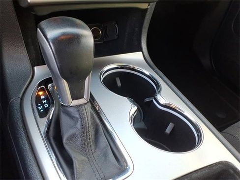 Certified 2020 Jeep Grand Cherokee Laredo image 18