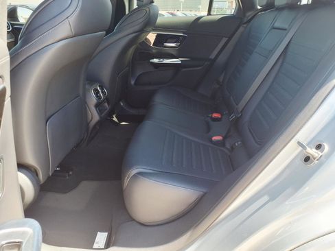 Used 2025 Mercedes-Benz GLC 43 AMG 4MATIC image 17