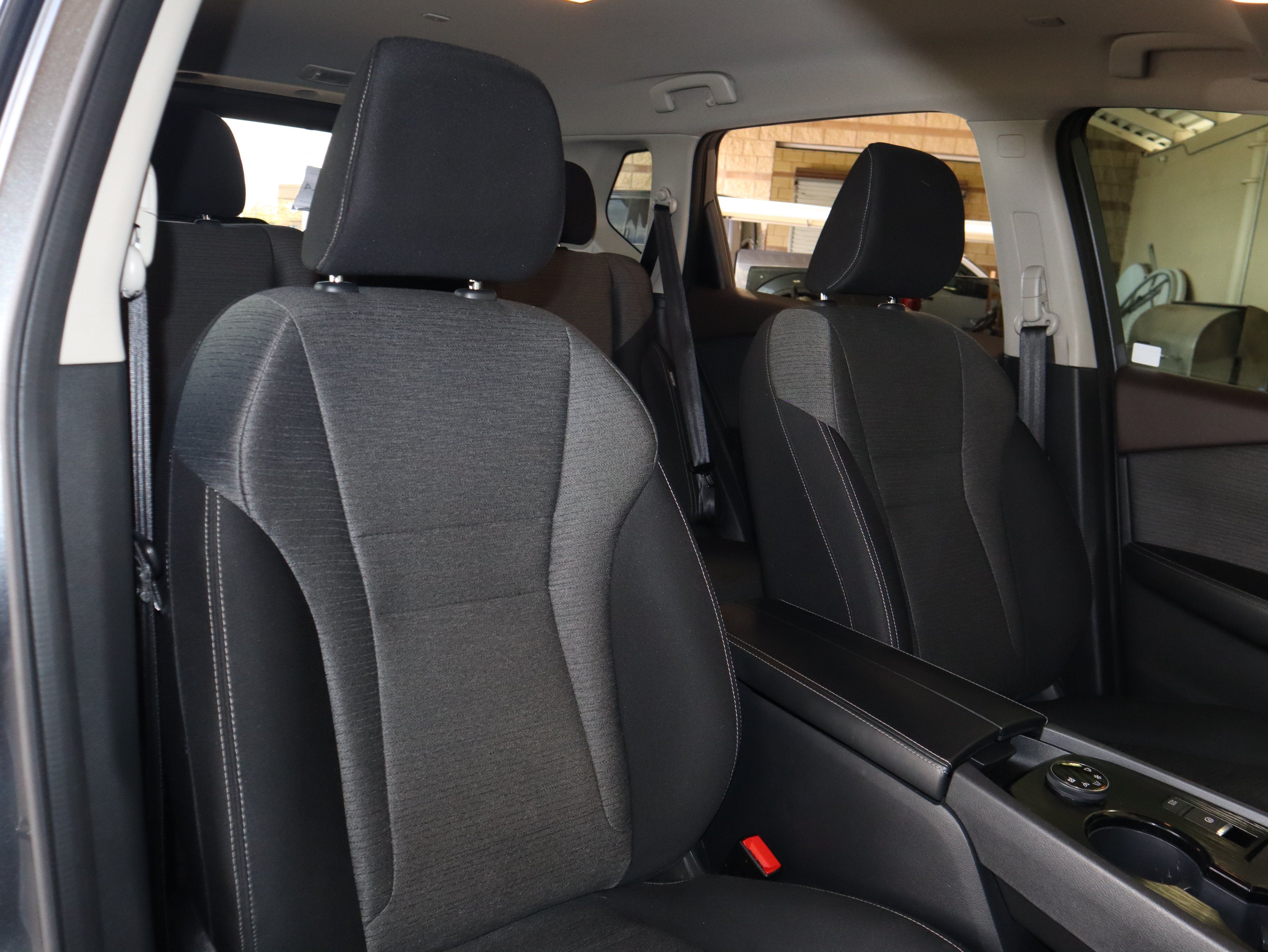 Used 2023 Nissan Rogue SV AWD/4WD image 41