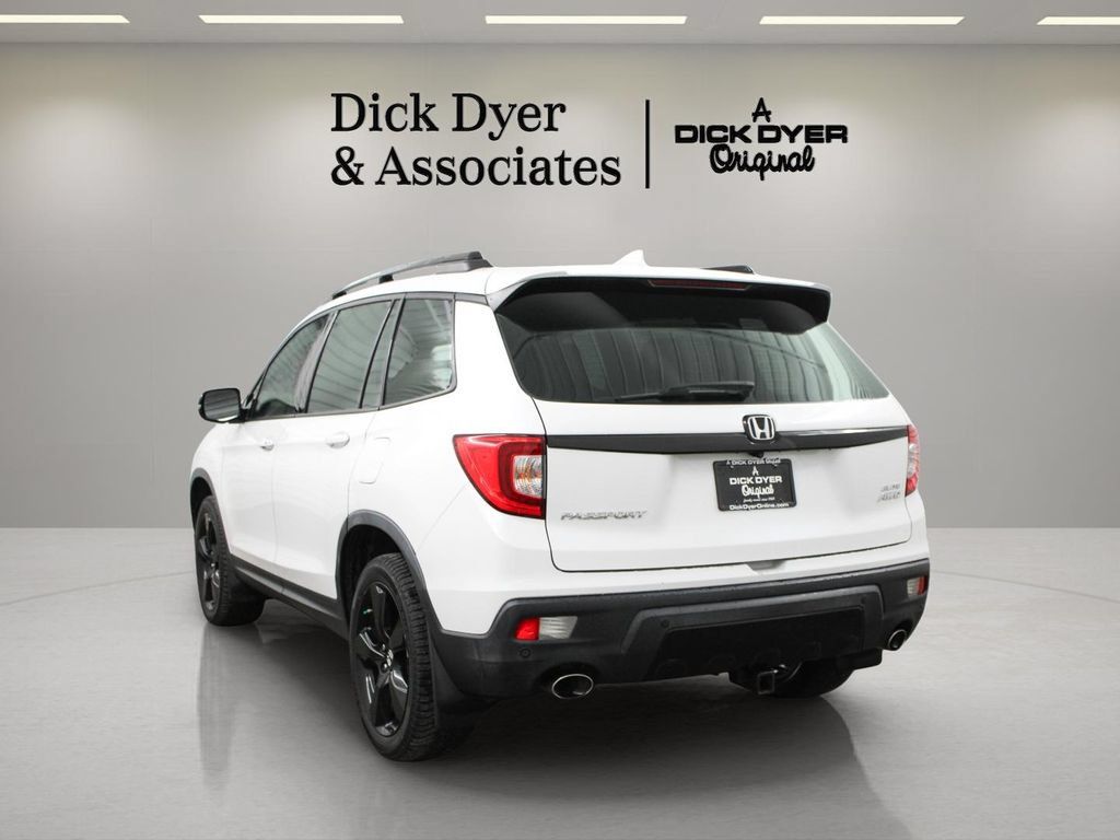 Used 2019 Honda Passport Elite image 9
