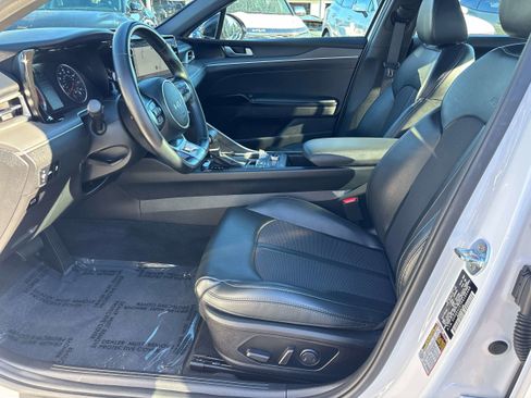 Used 2023 Kia K5 GT-Line image 9