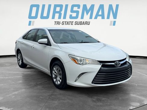 Used 2015 Toyota Camry LE FWD image 1