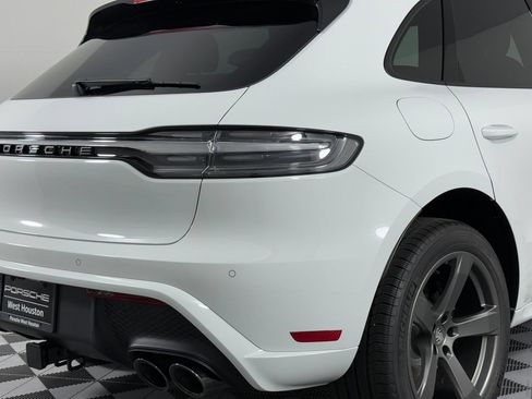 Certified 2026 Porsche Macan AWD/4WD image 27