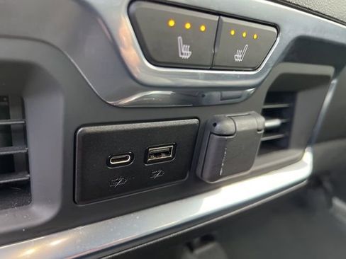 Used 2022 Chevrolet Silverado 3500 High Country image 74