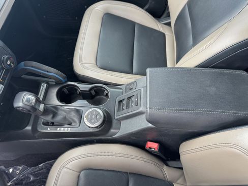 Certified 2024 Ford Bronco Wildtrak image 22