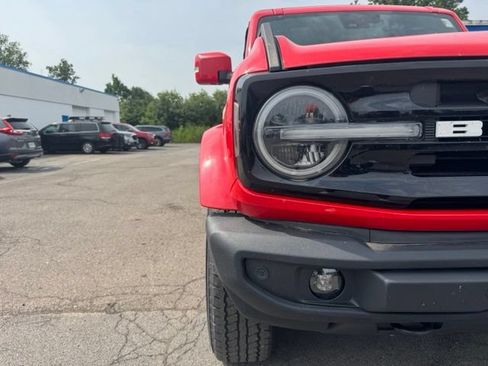 Used 2022 Ford Bronco Outer Banks AWD/4WD image 8