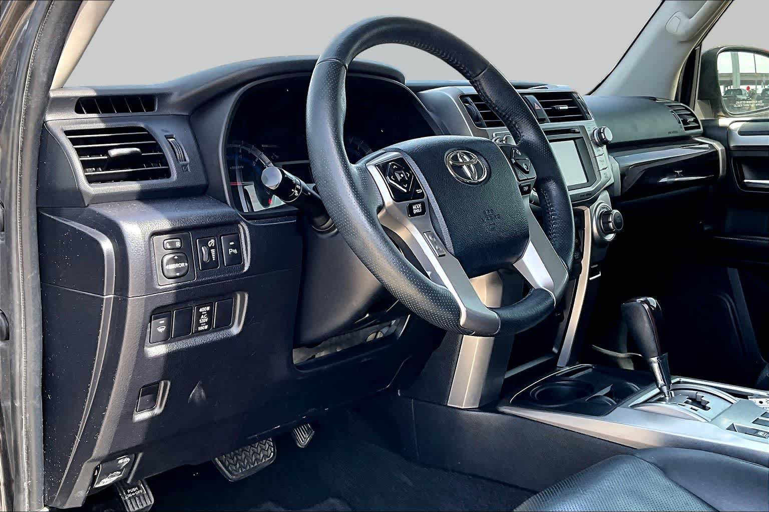 Used 2019 Toyota 4Runner Limited RWD image 30