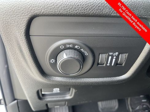 New 2025 Jeep Grand Cherokee Laredo X w/ Luxury Tech Group I image 15