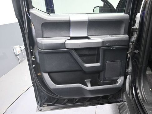 Used 2017 Ford F150 XLT w/ Equipment Group 302A Luxury image 30