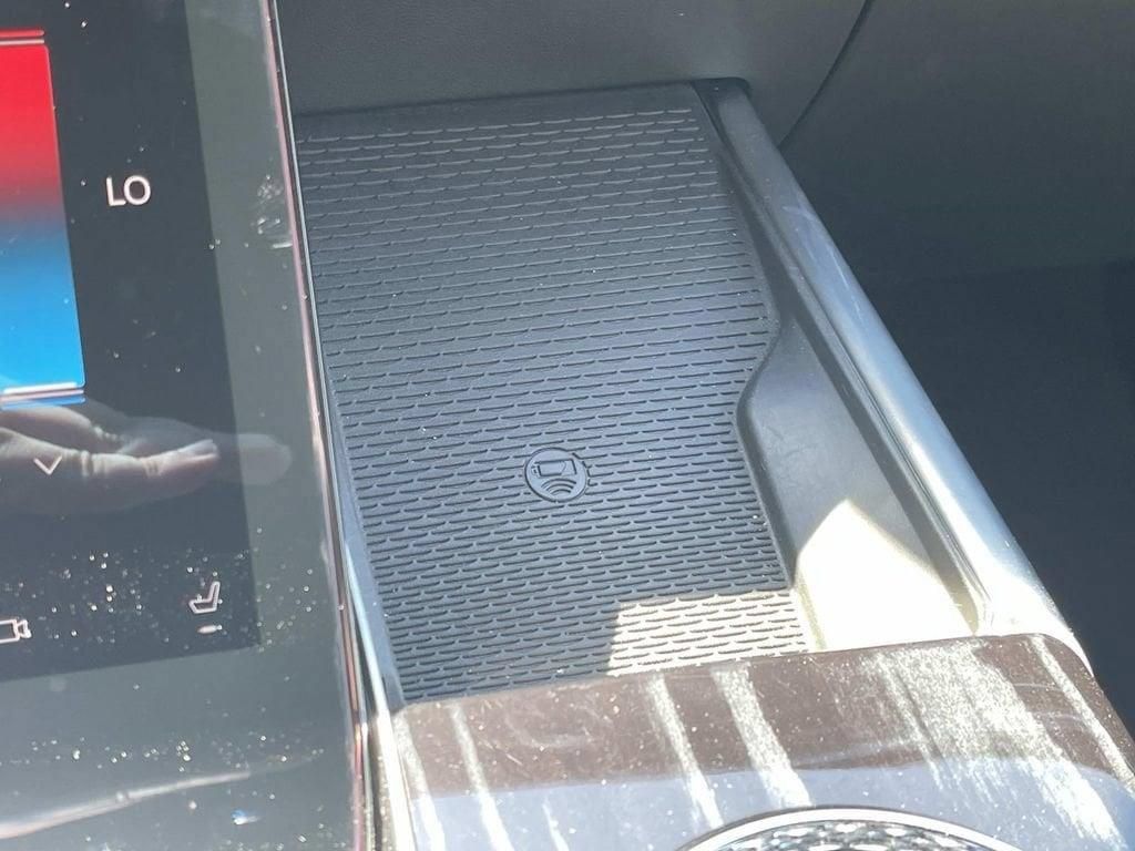 Certified 2025 Cadillac Escalade Sport AWD/4WD image 38