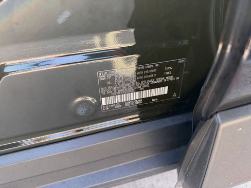 Used 2025 Toyota RAV4 XLE image 30