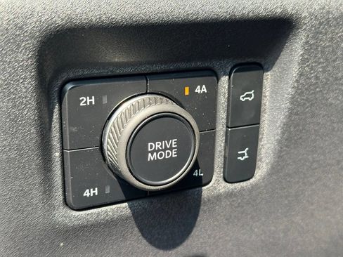 Used 2025 Ford Expedition King Ranch AWD/4WD image 34