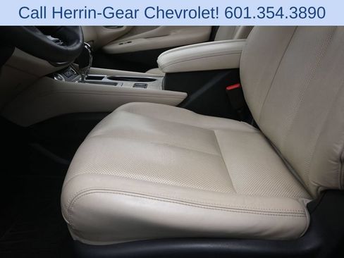 Used 2024 Nissan Murano SL AWD/4WD image 13