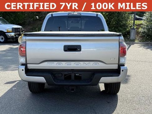 Used 2021 Toyota Tacoma TRD Off-Road w/ Technology Package AWD/4WD image 3