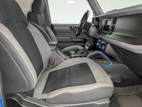 Used 2022 Ford Bronco Big Bend w/ Sasquatch Package AWD/4WD image 45