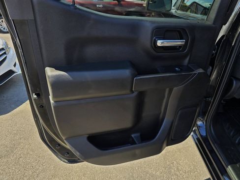 Used 2019 Chevrolet Silverado 1500 W/T w/ Z71 Off-Road Package AWD/4WD image 20