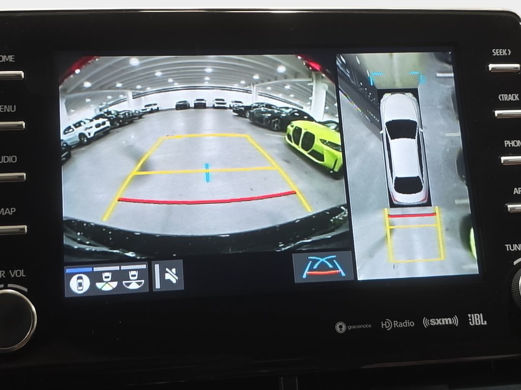 Used 2020 Toyota Avalon Limited w/ Advanced Safety Package FWD image 18