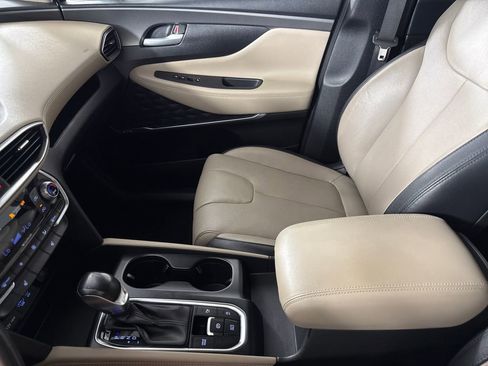 Used 2019 Hyundai Santa Fe Limited w/ Cargo Package FWD image 18