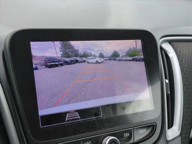 Used 2023 Chevrolet Malibu LT FWD image 13