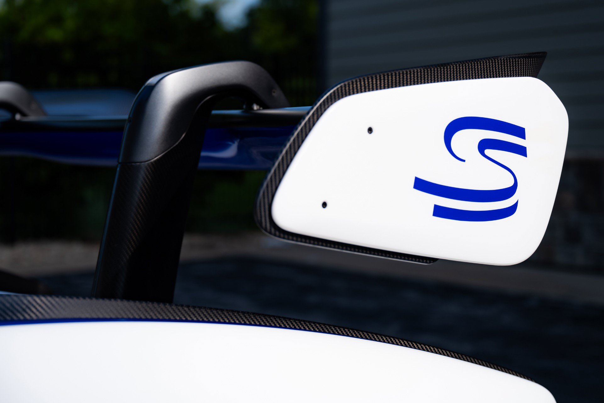 Used 2019 McLaren Senna RWD image 55