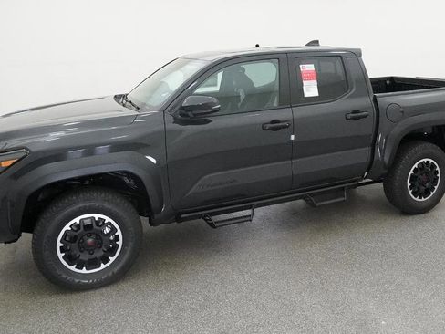 New 2026 Toyota Tacoma TRD Off-Road AWD/4WD image 11