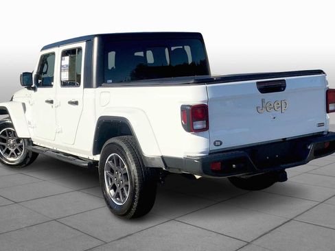 Used 2023 Jeep Gladiator Overland image 11