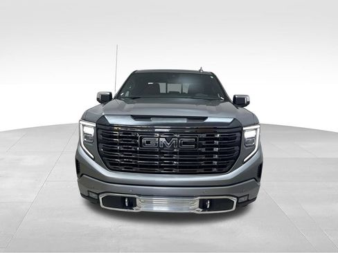 Used 2023 GMC Sierra 1500 Denali Ultimate AWD/4WD image 8