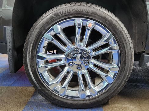 Used 2020 Cadillac Escalade Luxury w/ LPO, Radiant Package image 72