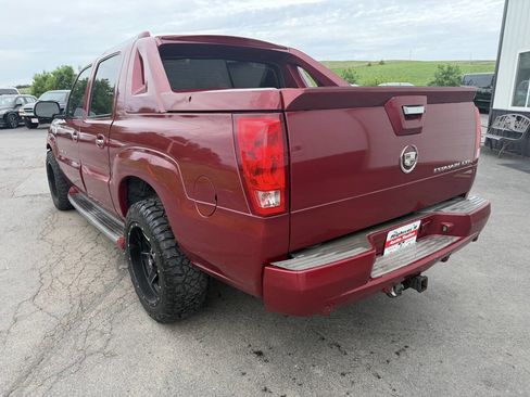 Used 2004 Cadillac Escalade EXT AWD/4WD image 3