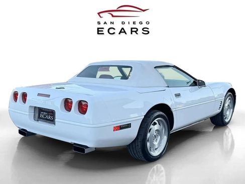 Used 1995 Chevrolet Corvette Convertible image 6
