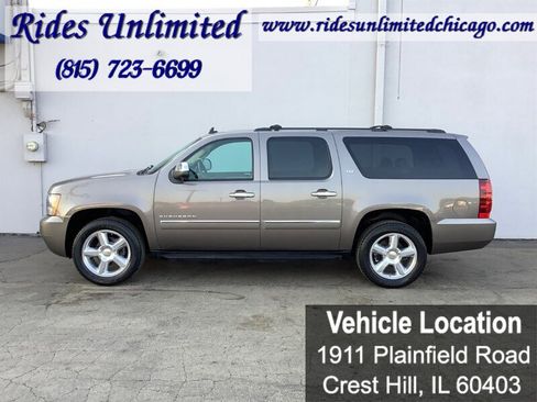 Used 2013 Chevrolet Suburban LTZ image 3