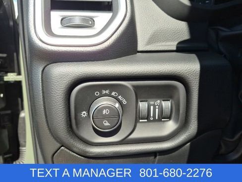 New 2026 RAM 1500 4x4 Crew Cab image 21